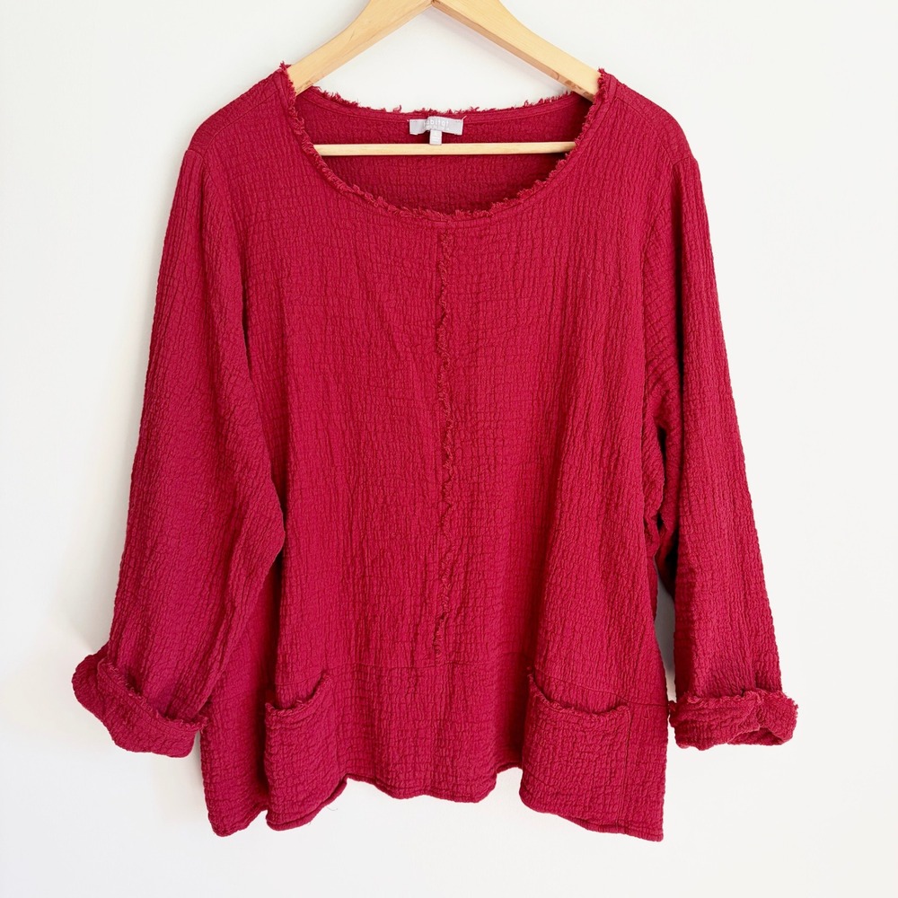Habitat Clothes to Live In Red Crinkle Gauze Top Size XL Raw Edge Pocket Cuffed